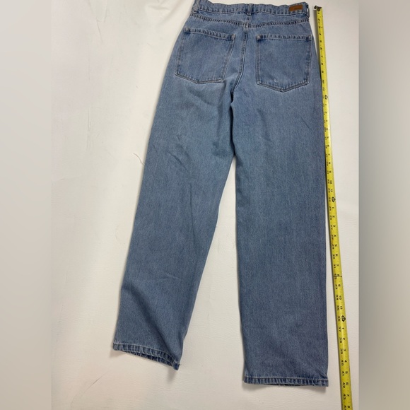 RSQ Baggy distressed medium wash Jeans. Sz 28 - Picture 4 of 11